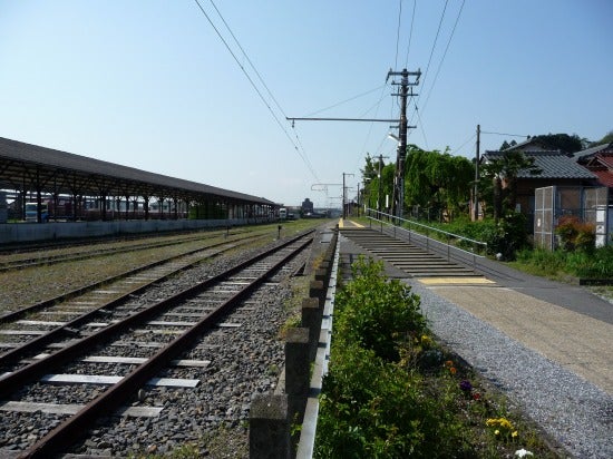 東海道線美濃赤坂駅 - awatembowの日記