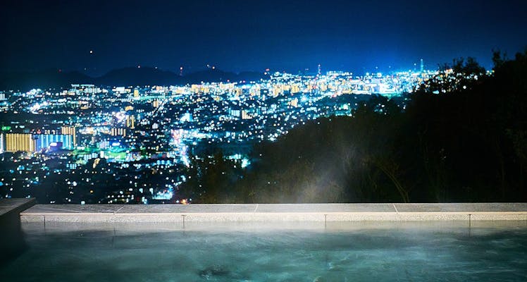 小豆島瀬戸内海の池田湾の夜景 10254024271 の写真・イラスト素材アマナイメージズ