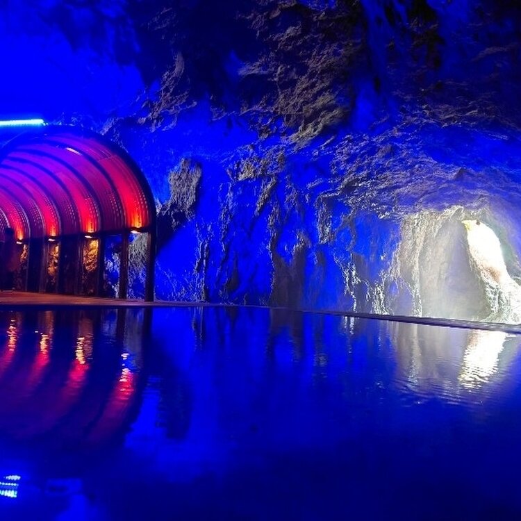 青の洞窟と空中展望台スカイバード -石川県 の詳細情報ことりっぷ