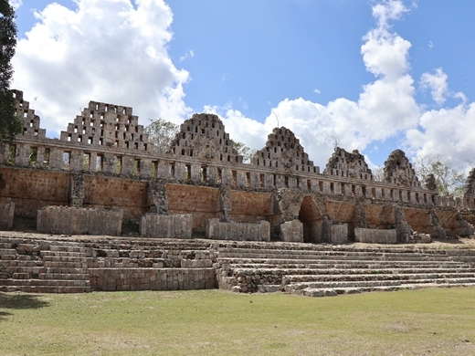 ウシュマル遺跡 魔法使いのピラミッド メキシコ