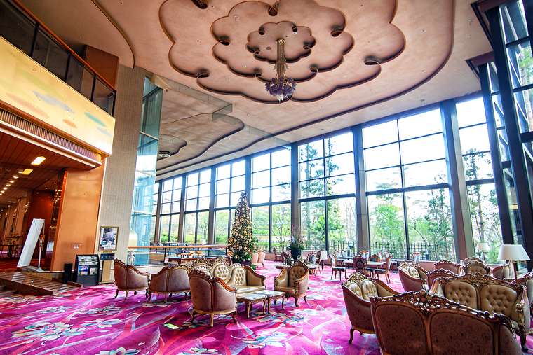 別府温泉杉乃井ホテル「星館」の1階ロビー - 大分経済新聞