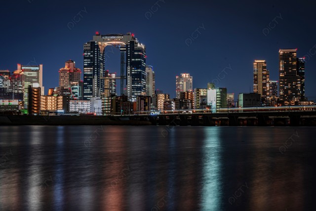 夜景デートに最適なスポット！梅田スカイビル 空中庭園展望台 大阪府の絶景JAPAN47 日本の絶景と観光地を巡る旅
