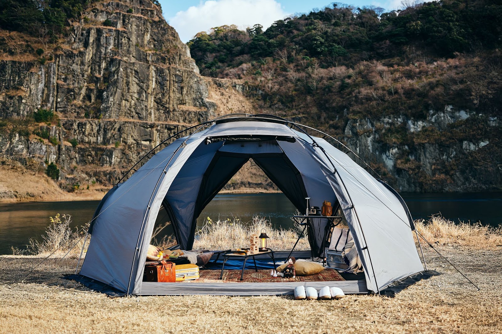 キャンプサイトの作り方！レイアウトやギアにこだわって自分だけのおしゃれ空間を作ろう - Arizine
