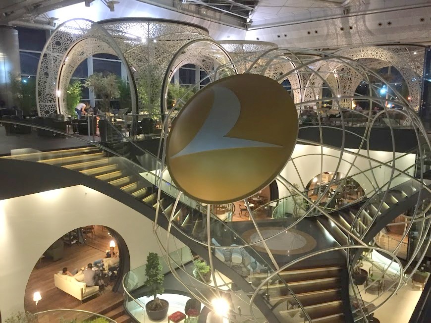 体験談 イスタンブール空港での乗り継ぎ時間 14時間 のつぶし方オレノ