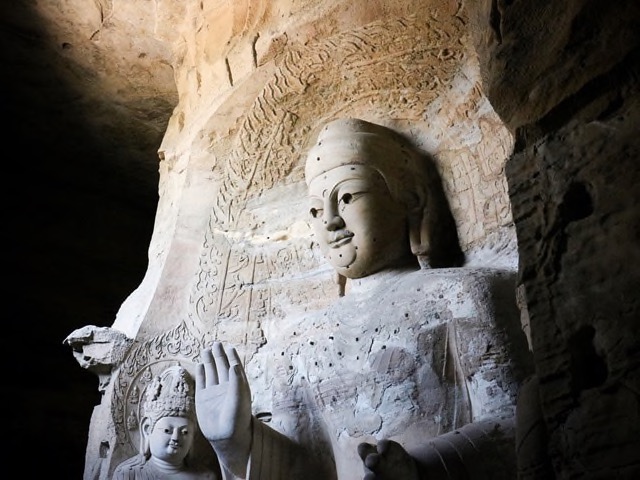 北京発 鉄道で行く雲崗石窟と懸空寺1日観光 -公式 たびチョク現地コーディネーターとつくるオプショナルツアーで新しい旅行スタイルの実現