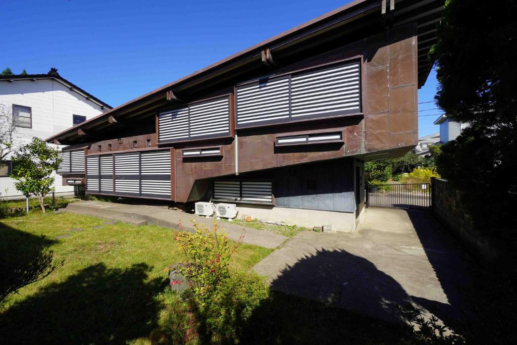 渡邊洋治設計『斜めの家』再生プロジェクト - JIA