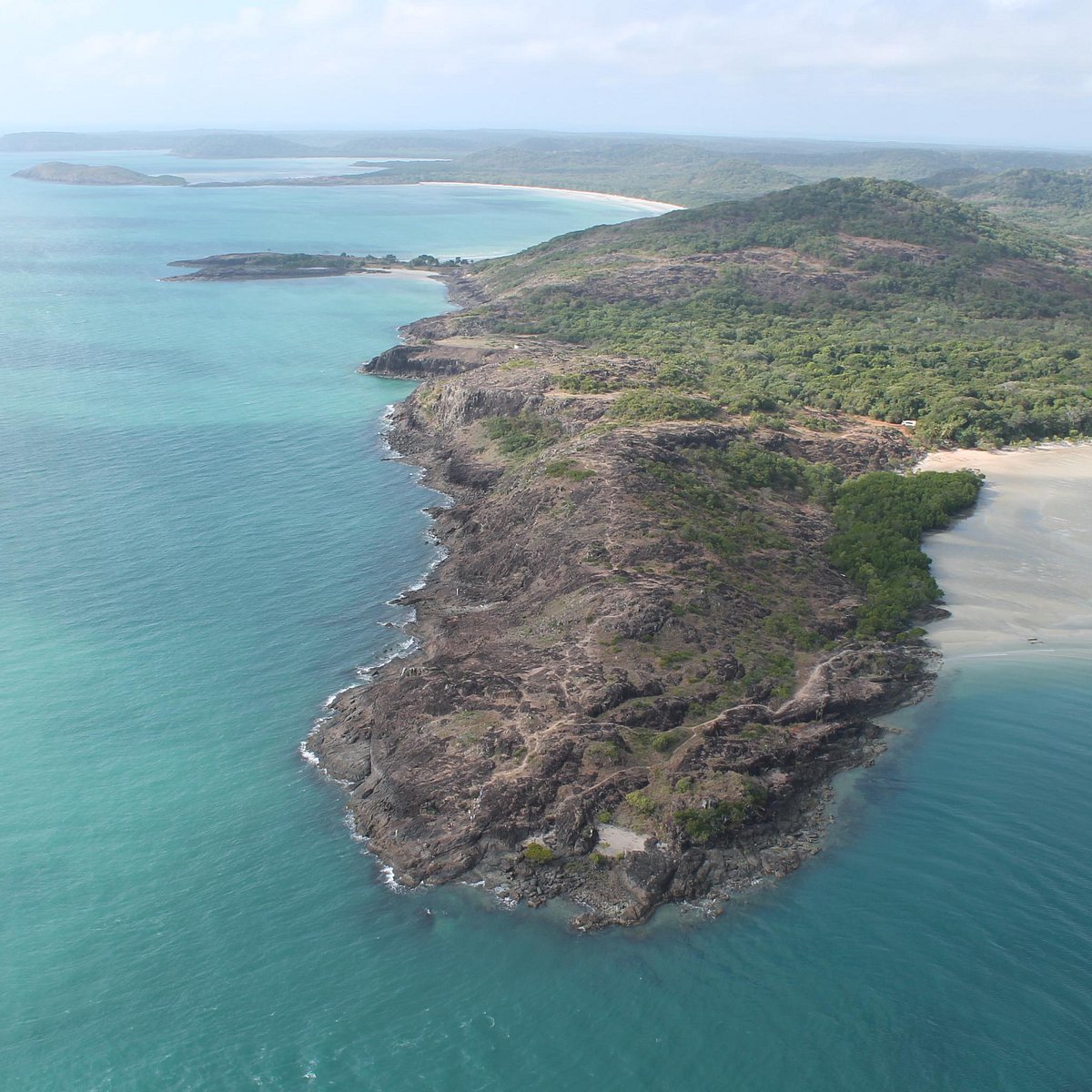 岬ヨーク クイーンズランド、長い直線道路奥地オーストラリアのヨーク岬半島、遠い北クイーンズランドの写真素材・画像素材 Image
