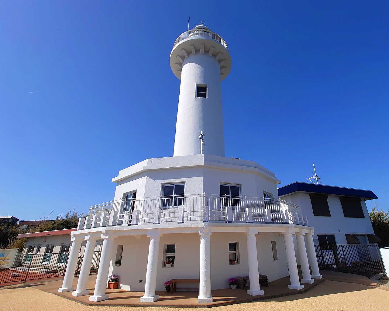 2023年10月７日_二参観灯台を訪れる