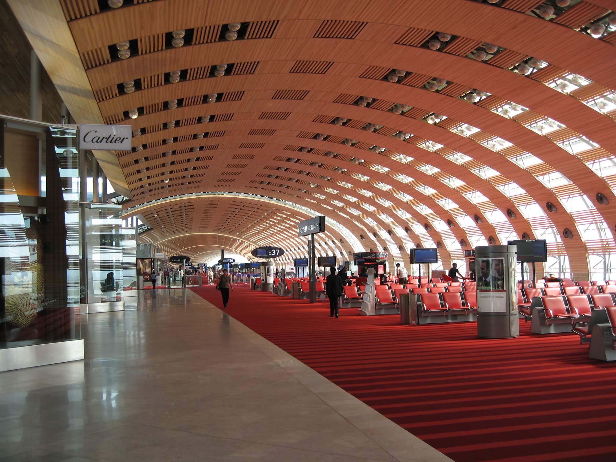 2025年最新 フランス・パリの2つの空港を徹底解説！シャルルドゴール国際空港とオルリー国際空港NEWT ニュート