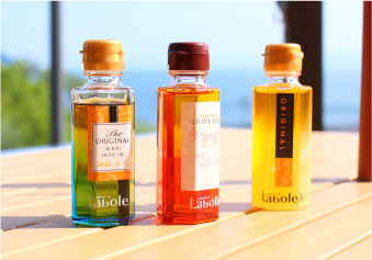 すべて手摘み！小豆島のオリーブ農家「井上誠耕園」でオリーブ収穫体験 前編おうちごはん