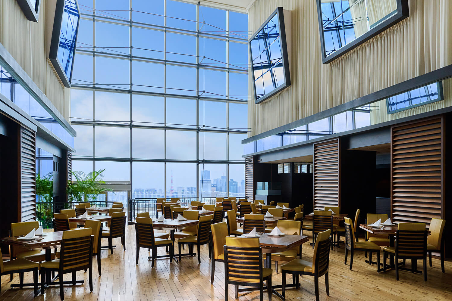 オーシャンフロントクラブ