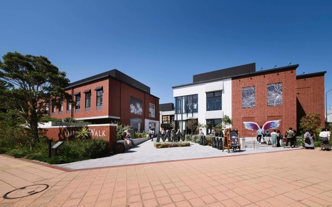 横浜みなとみらい新商業施設「マリン アンド ウォーク ヨコハマ」フレッド シーガル、COSがオープン