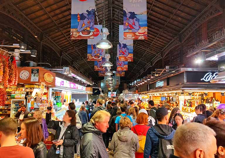 バルセロナの台所サン・ジョセップ市場をそぞろ歩く - 群れない女のひとり旅