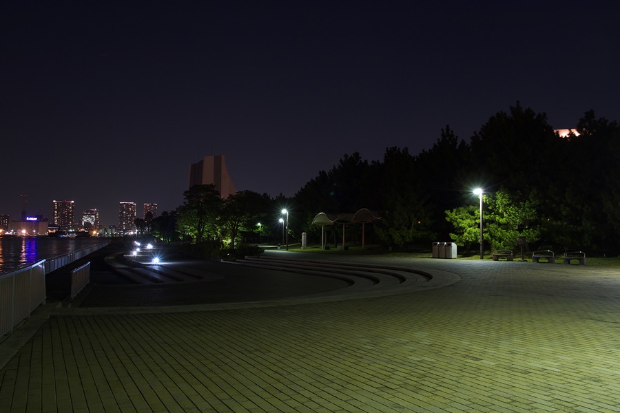 お台場潮風公園の船の遊具と水遊び場わくわく子育て研究所