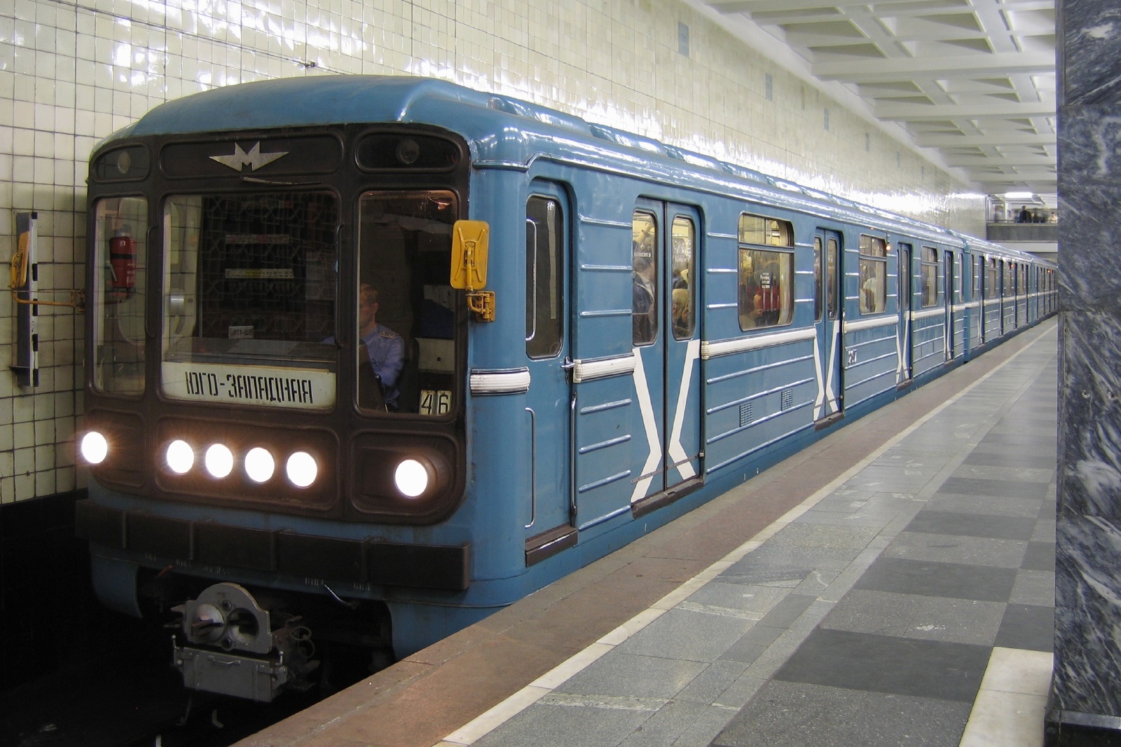 田中龍作ジャーナルウクライナ発 地下鉄は核シェルター 深さ105メートル