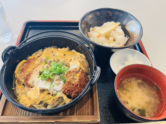 倉敷市 具だくさんでやさしい味わい！地元ファミリーレストランが手がける「鶏塩野菜ラーメン」 taka.- エキスパート