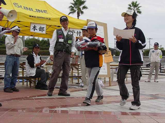 広島県釣りインストラクター連絡機構 JOFI広島» きららビーチジュニア釣りフェスティバル開催