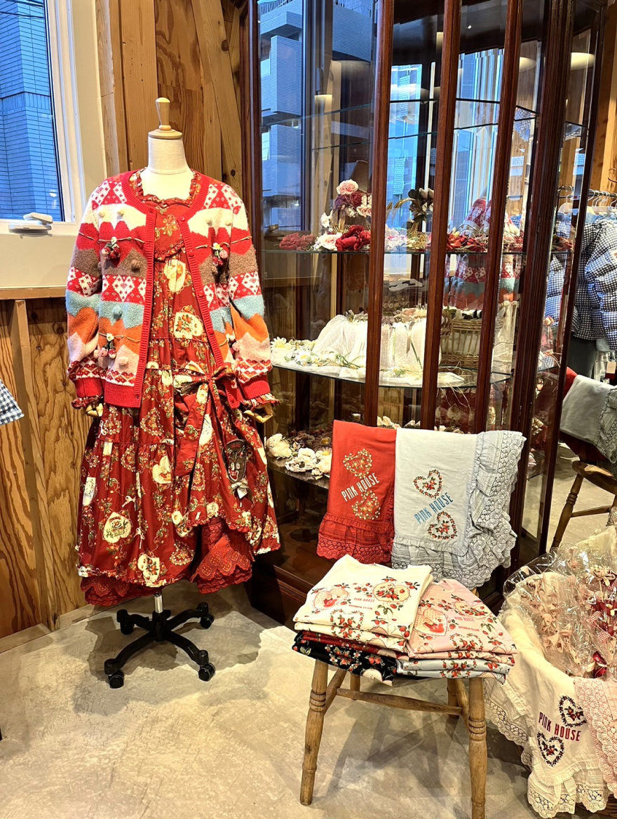 アミパリス表参道で大行列！ポップアップカフェの魅力に迫る