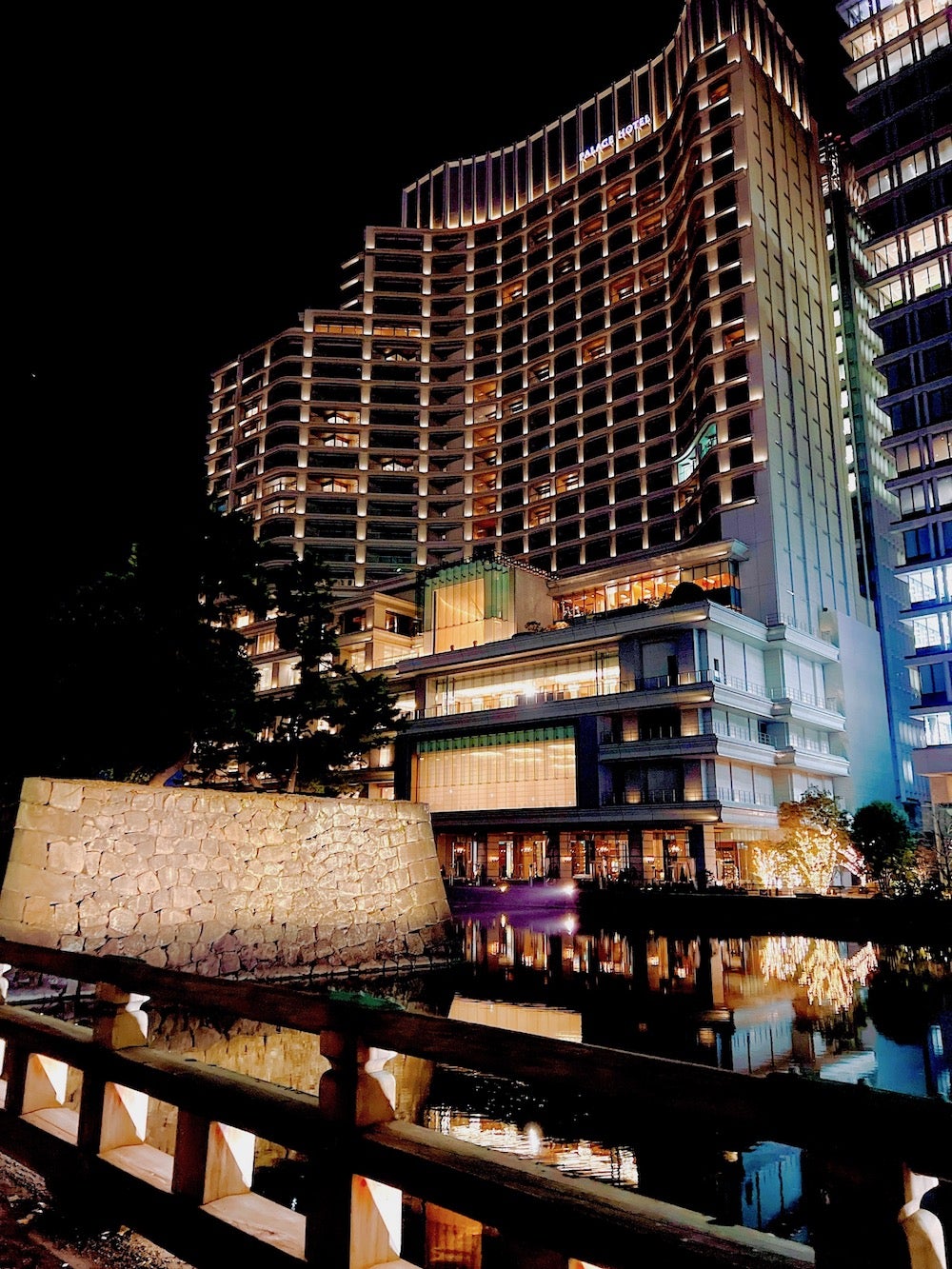 環境に配慮するグリーナーストア日本1号店「スターバックス コーヒー 皇居外苑 和田倉噴水公園店」オープンリビング東京Web