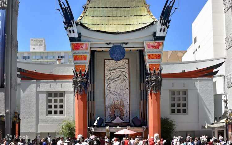 TCL チャイニーズ シアターハリウッド- ツアーとアクティビティエクスペディア