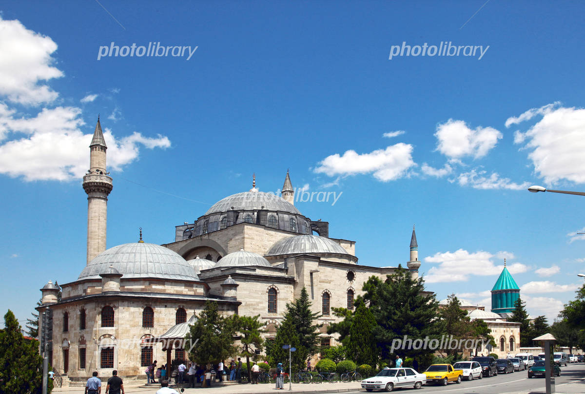トルコ旅行 Day5 神秘の旋回舞踊と薔薇の香り