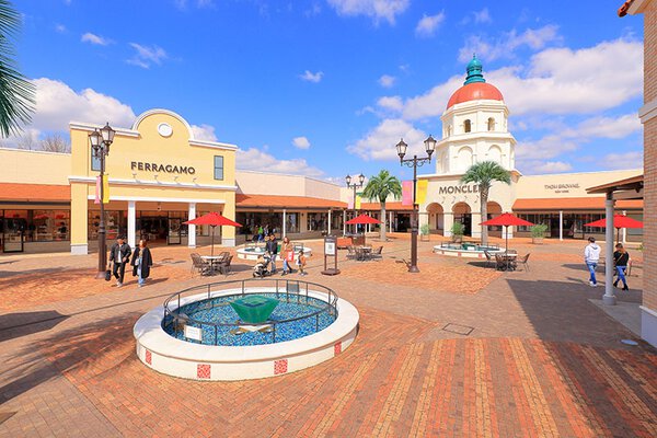 御殿場プレミアムアウトレット御殿場市ショッピング観光chafuka