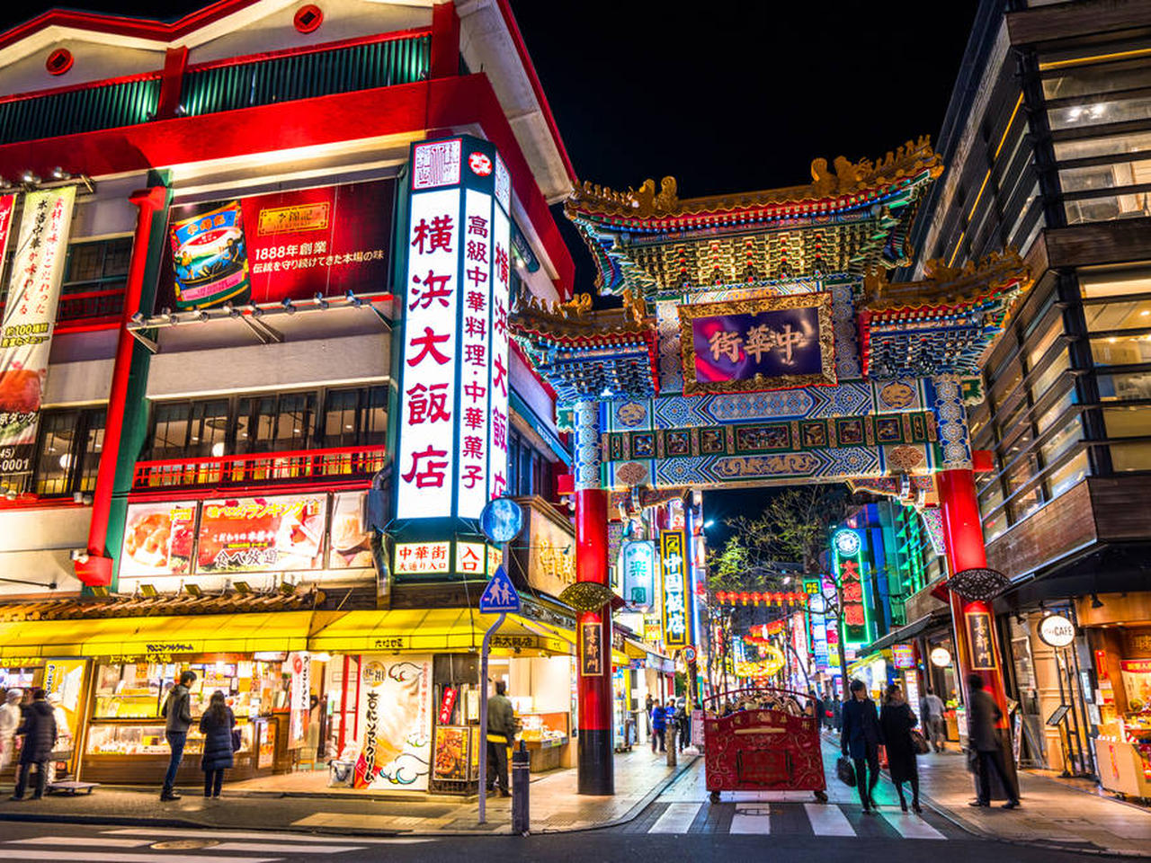 横浜中華街 28144049516 の写真・イラスト素材アマナイメージズ