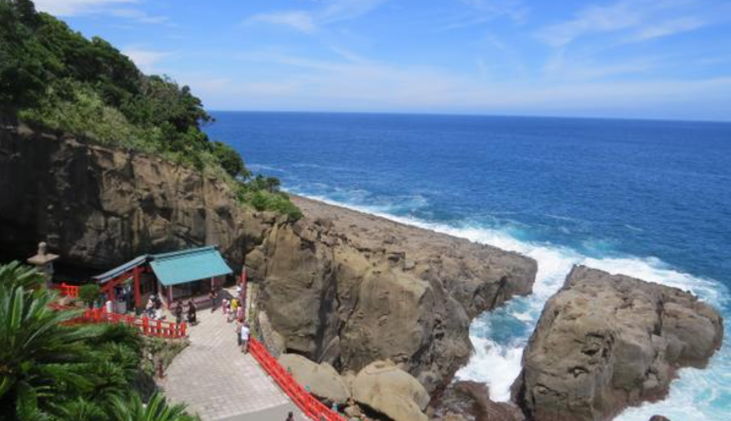 日光山輪王寺「三仏堂 本堂歴史 名前の由来 とは？見どころは星祈願と限定御朱印！日光東照宮-御朱印