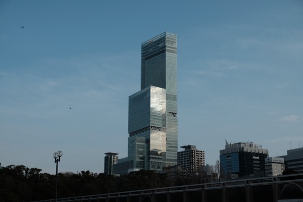 あべのハルカス展望台から見ることができる大阪夜景 ライトアップされて輝く通天閣の写真素材119751565- PIXTA
