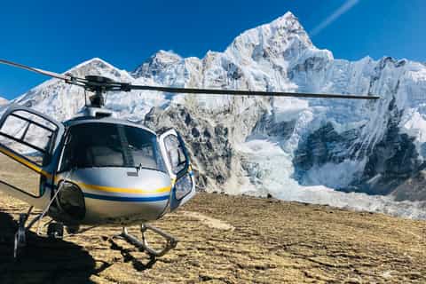 世界一危険な「テンジン・ヒラリー空港 旧ルクラ空港 」離陸