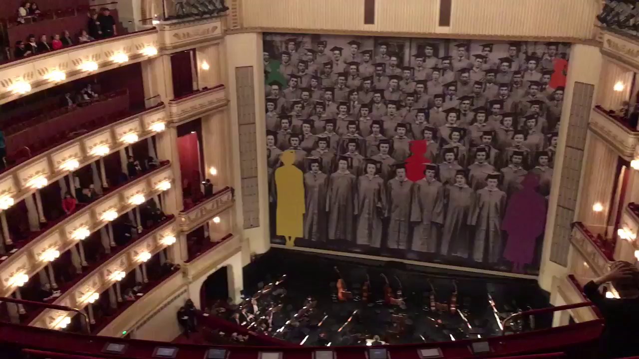 ウィーン国立歌劇場：オペラ座の夜を体験Kenzly