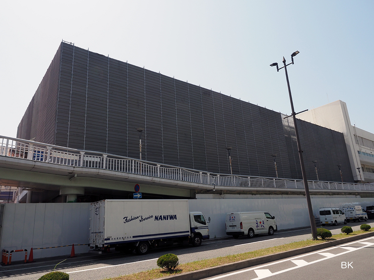 神戸ポートタワー、中突堤中央ビルの建て替えに伴い民営化へ。その中突堤中央ビルを見てきた！ポートタワー神戸観光ランドマーク神戸ポートタワー中突堤中央ビル東灘ジャーナル