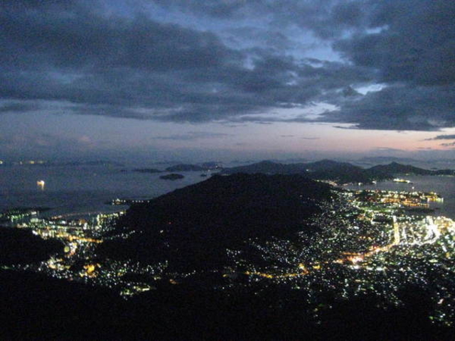 灰ヶ峰展望台RETRIP リトリップ