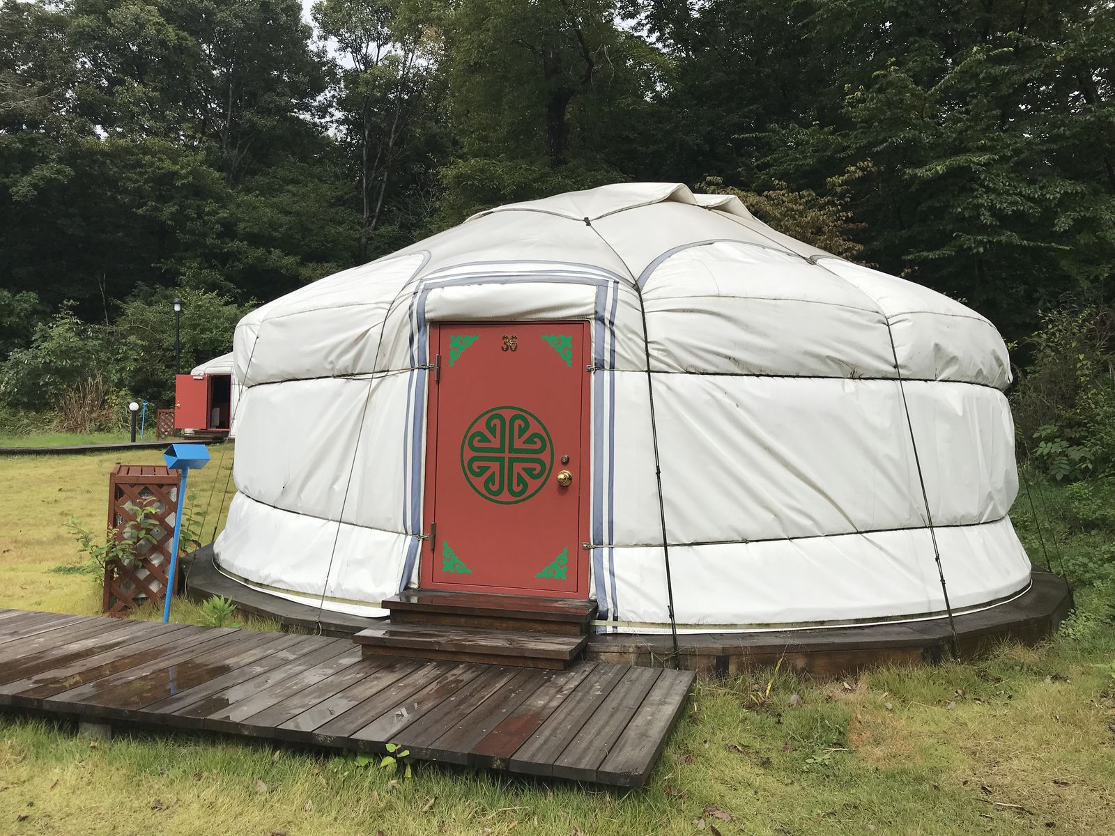 宅急便で送れる家！ モンゴルの新型モバイルゲルを組み立てる1 2:: デイリーポータルZ