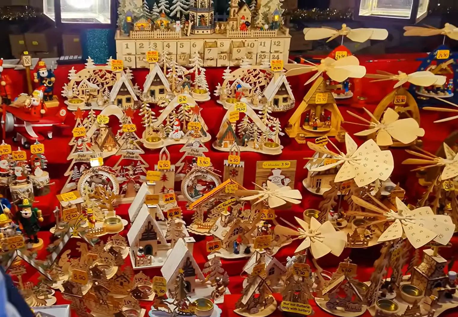 フランクフルトのクリスマスマーケットは世界最古！2025年スケジュール・行き方・最新情報トラベルスタンダードジャパン