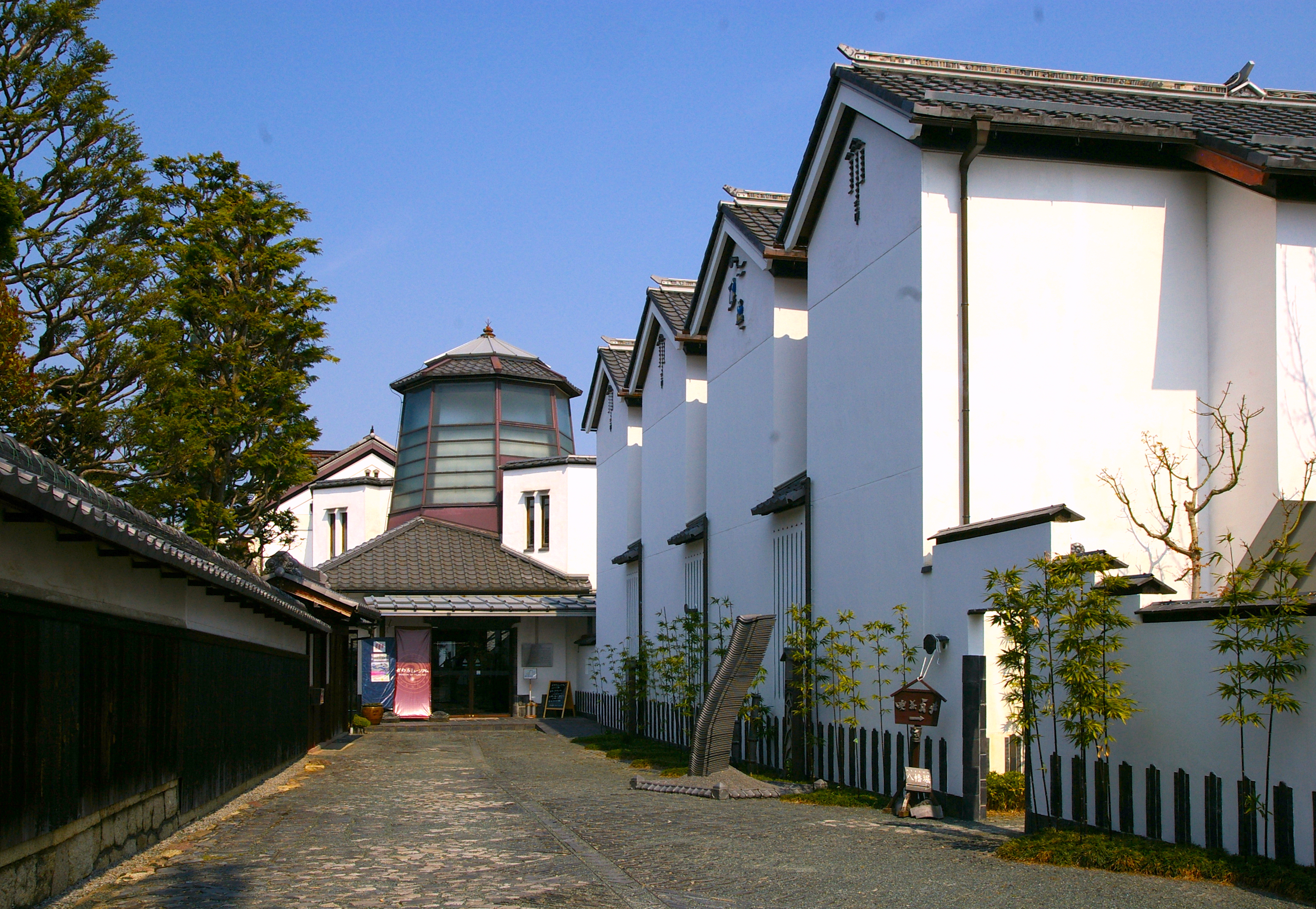 かわらミュージアムに入館・その前に近江八幡市のローカル情報サイト