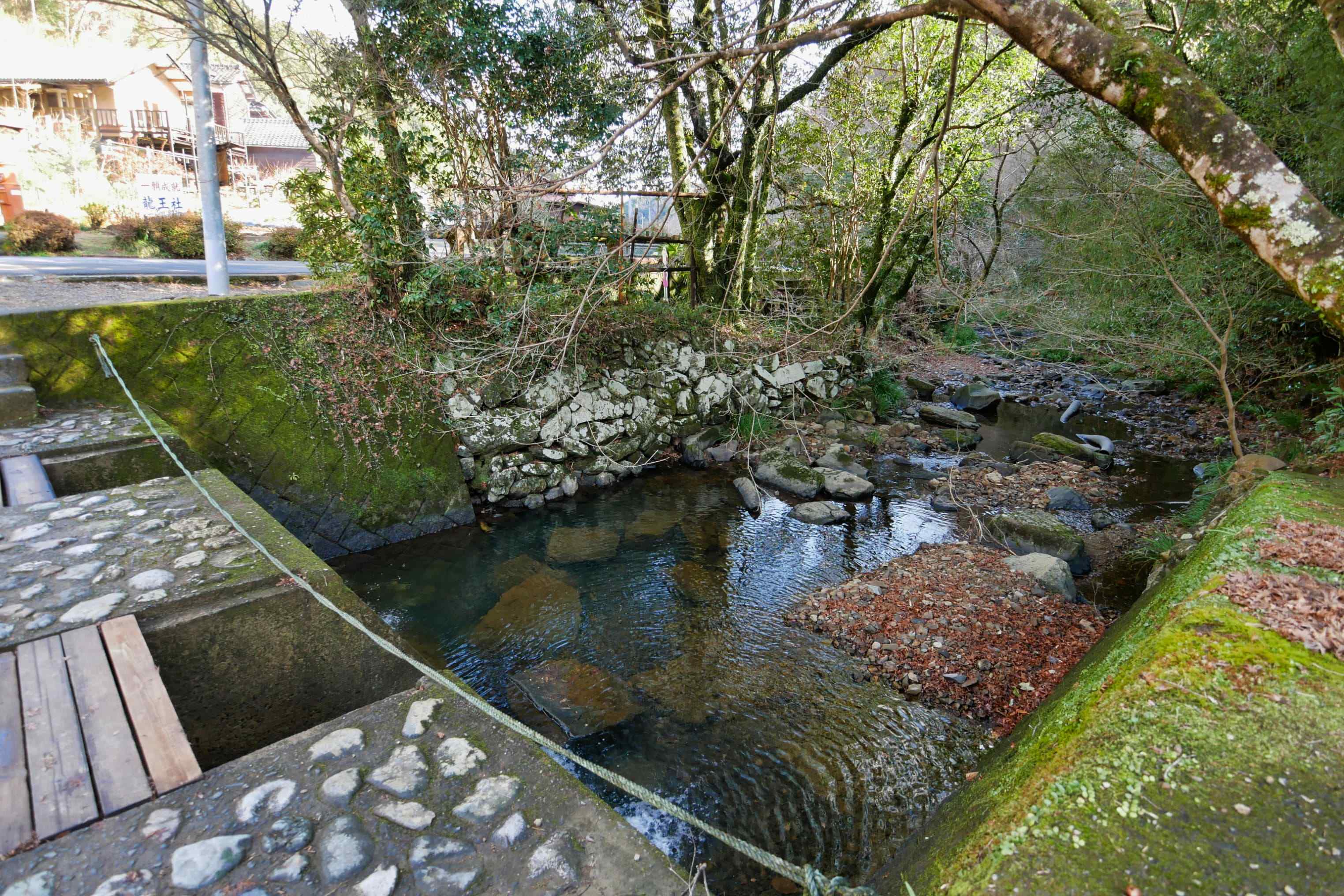 トトロのバス停モトスポット