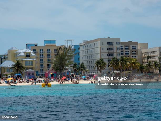 ８番出口・８番のりばPS4初回特典「ポスター8種セット」付き 数量限定