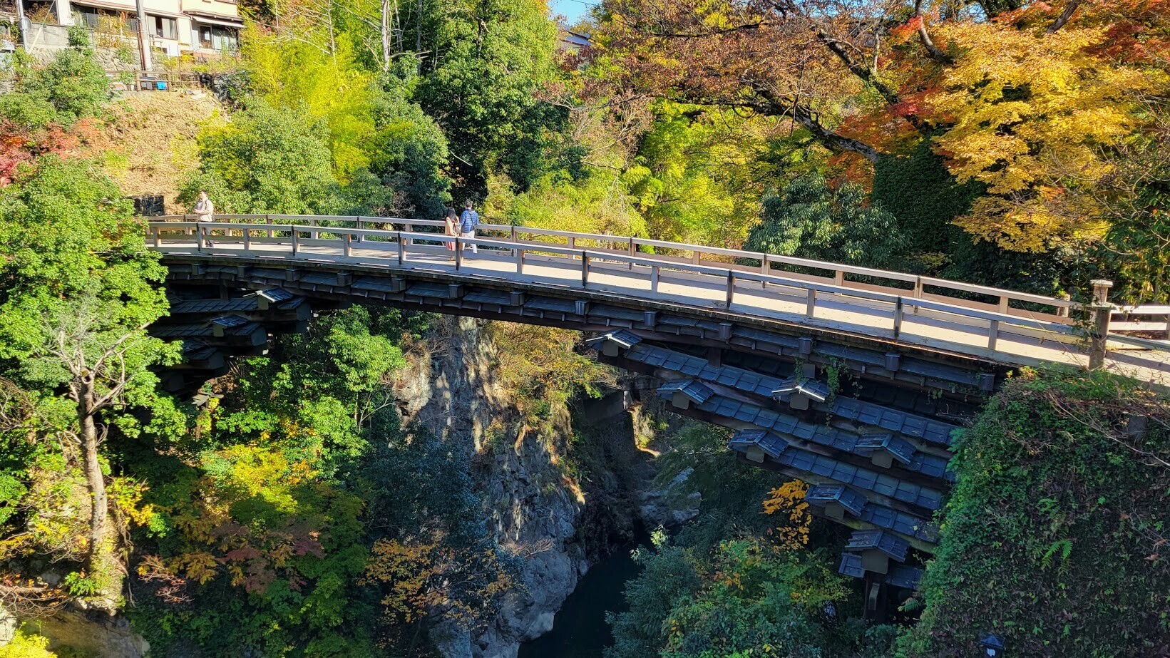 大月市観光協会 Otsuki Tourism Association