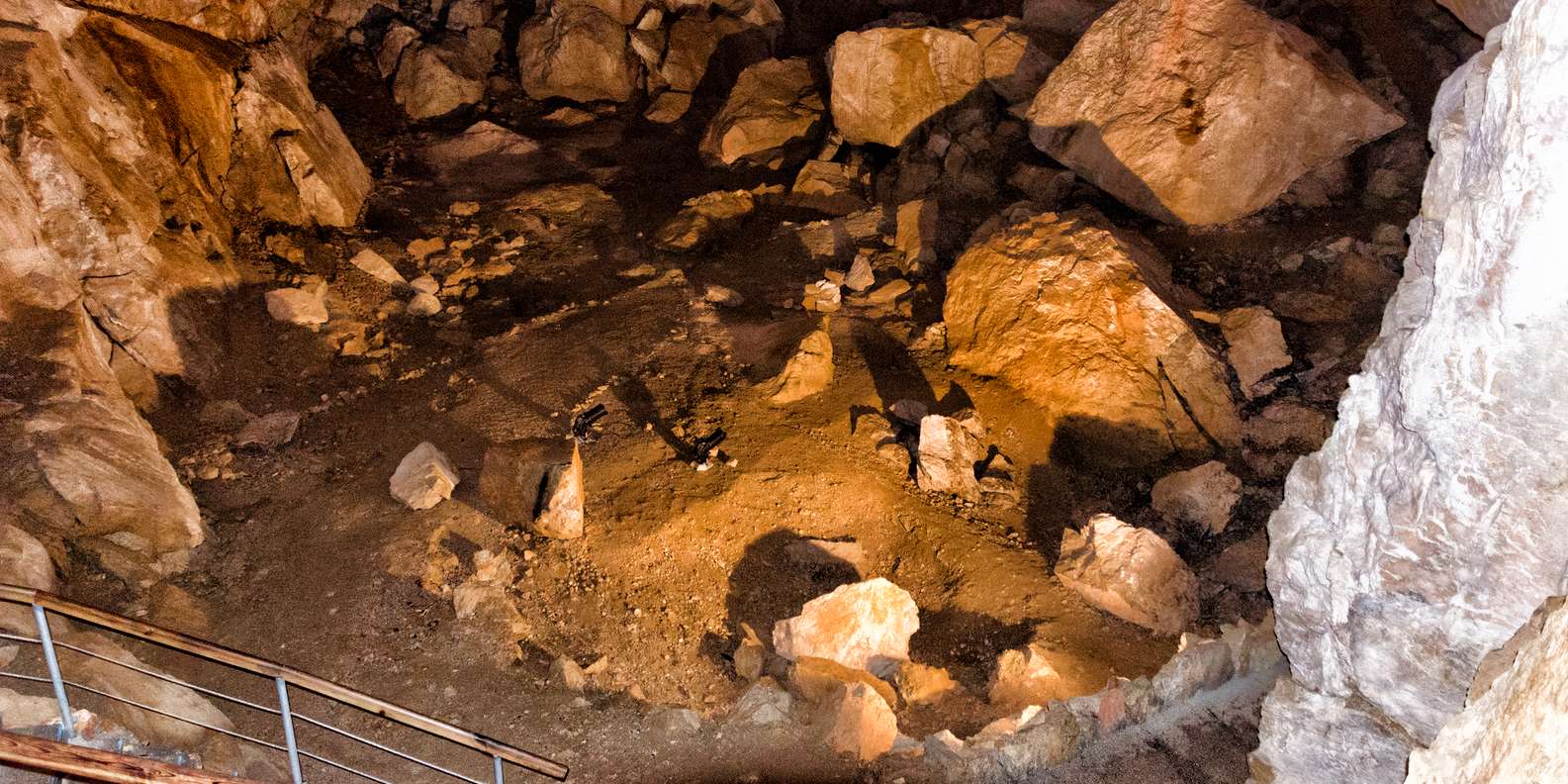 ハルシュタット岩塩坑 チケット＆ツアーゲットユアガイドGetYourGuide