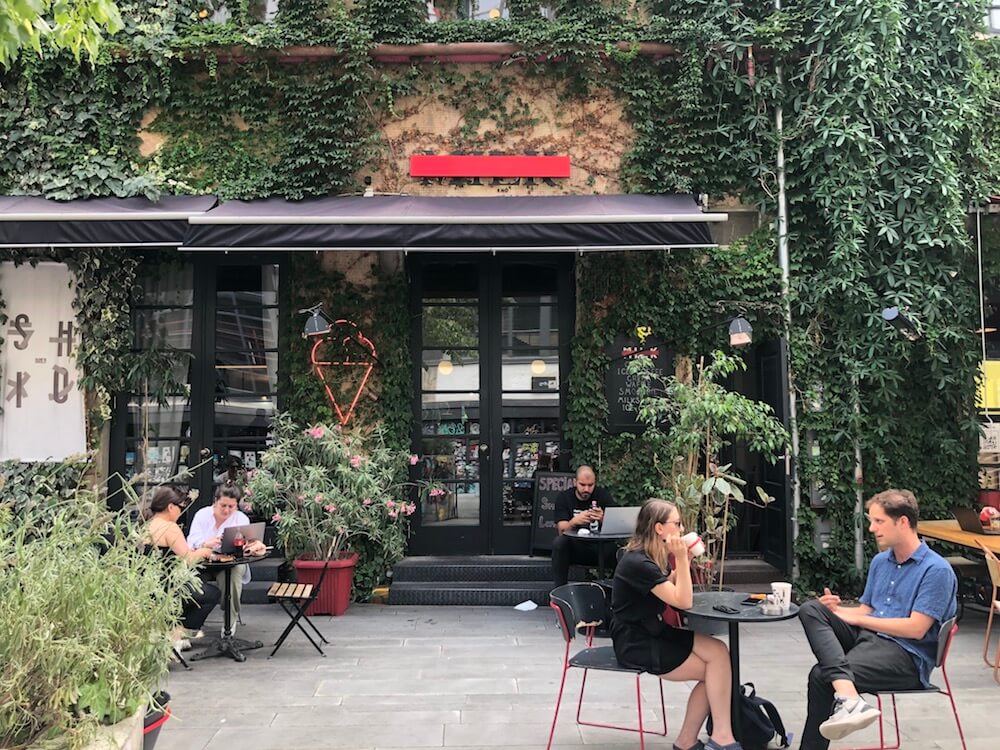 588,073 海外 カフェ Stock