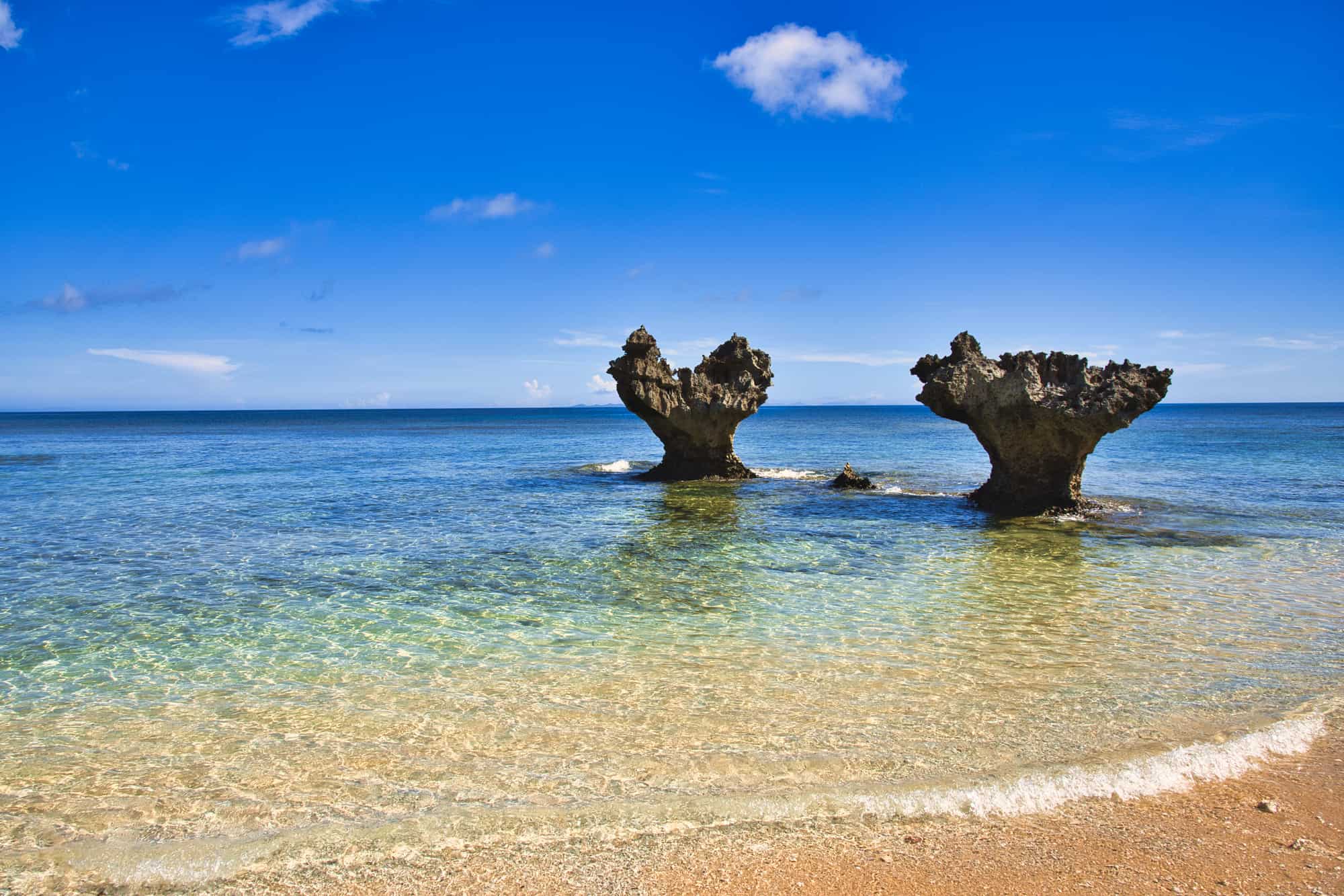 ウクの浜宮城島のキレイな海！駐車場など周辺情報を紹介！ - 沖縄ブックマークOkinawa Bookmark