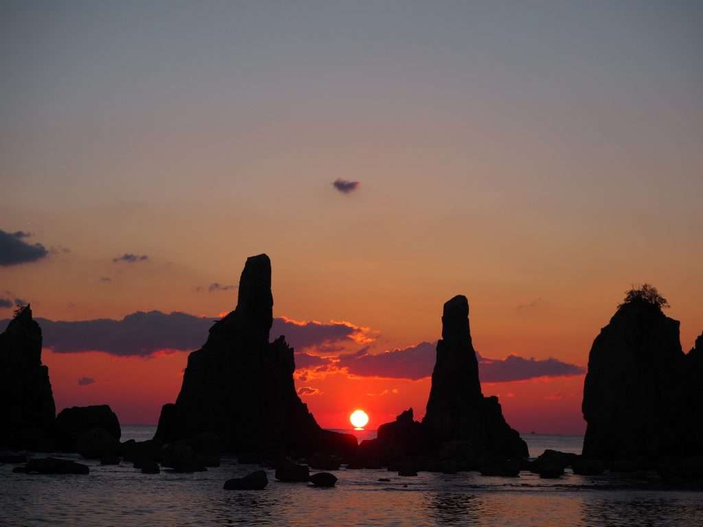 夕暮れカヤック 夕凪の贅沢な時間！写真無料サービス！ 橋杭ビーチ ビーチハウス・ラパン