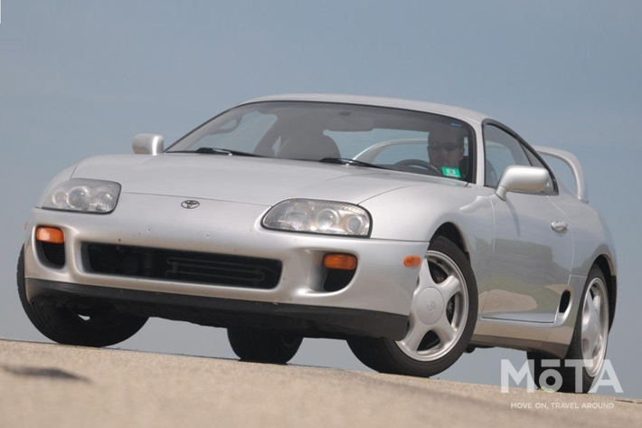 オジサンの大好物！ ネオクラシックな90年代スポーツカーはいまでも大人気FORZA STYLEファッション＆ライフスタイル フォルツァスタイル