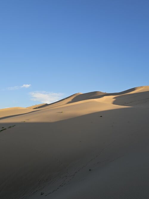 ダランザドガド観光完全ガイド！ウランバートルから公共交通でゴビ砂漠へ - ツォクトモンゴル乗馬ツアーblog