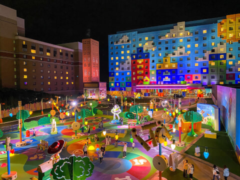 東京ディズニーリゾート R エリアへの断然お得なパックツアーなら