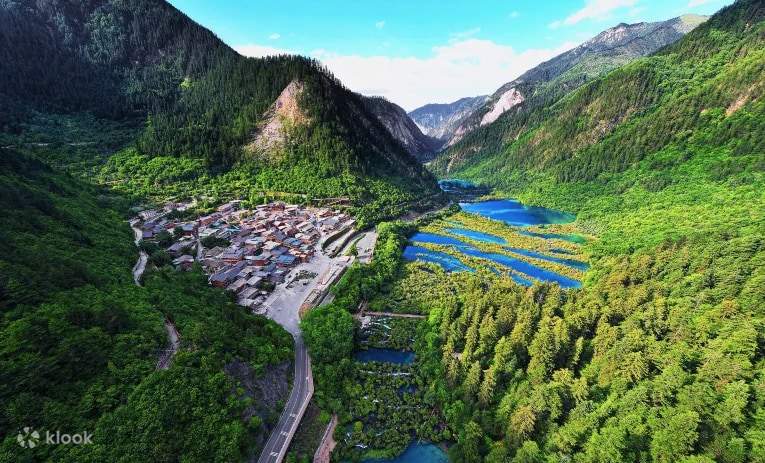 黄龍風景区、池、峰、峡谷、森林 2025