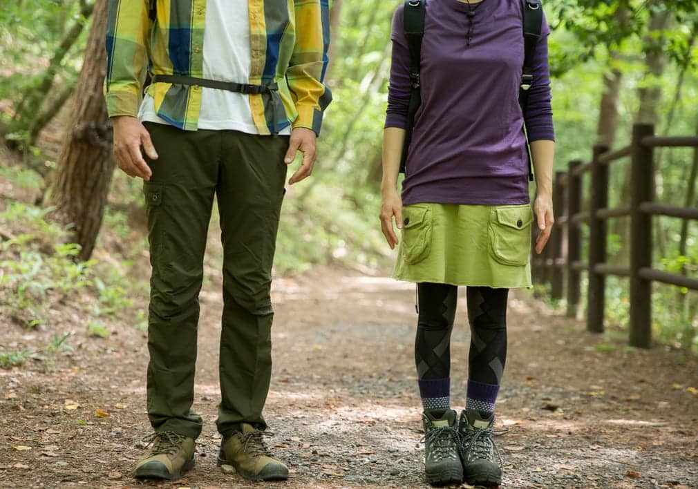 仲よし3人、アウトドアのコーディネートもっと使えるワードローブ - 天然生活web