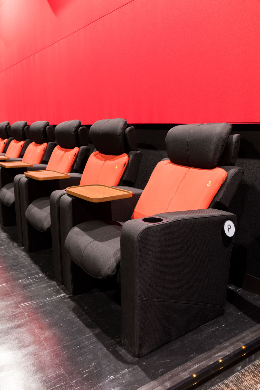 福岡市の映画館 上映スケジュール・上映時間 -