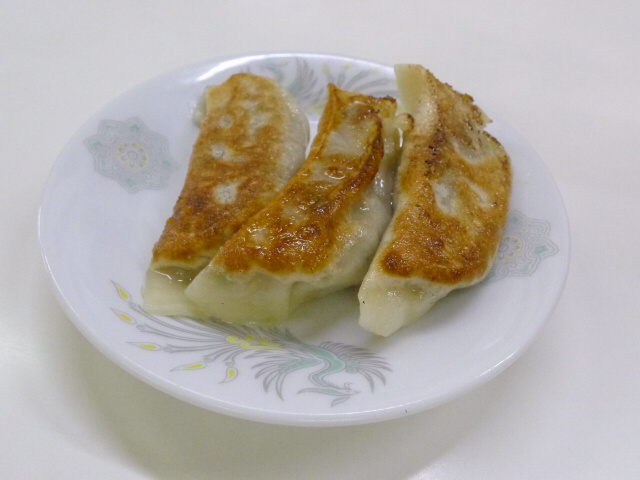 楽園 伊勢佐木店楽園 RAKUEN パチンコ＆スロット